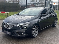 Renault Mégane - 1.3 TCe Bose Automaat LED Carplay Camera Ambient