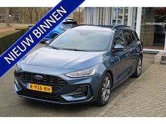Ford Focus Wagon - 1.0 EcoBoost Hybrid ST Line TREKHAAK | NAVIGATIE | WINTER PACK |