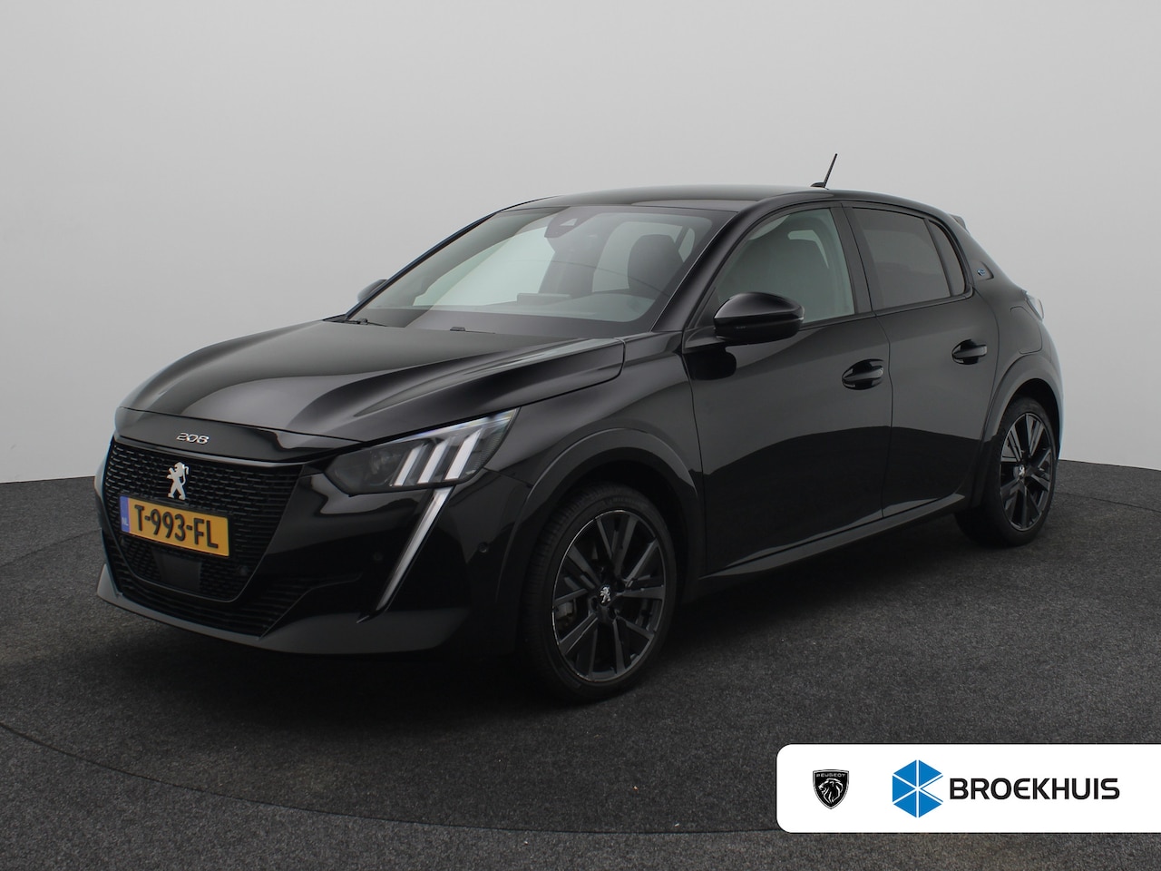 Peugeot e-208 - EV GT 350 50 kWh | Achteruitrijcamera | Armsteun voor | Bandenspanningscontrolesysteem - AutoWereld.nl