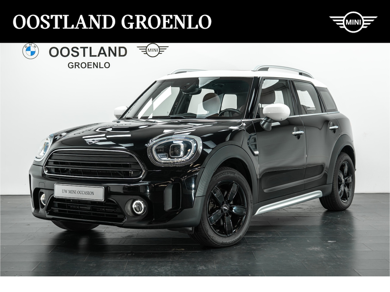 MINI Countryman - Cooper Classic Automaat / Panoramadak / LED / Stuurverwarming / Comfort Access / Comfortst - AutoWereld.nl