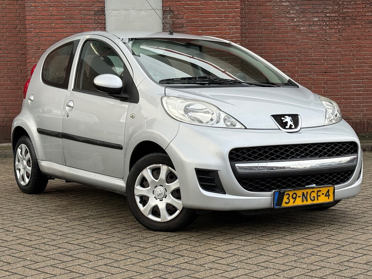 Peugeot 107 - 1.0-12V XS|5DRS|AIRCO|TOERENTAL|NAP - AutoWereld.nl