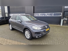 Volkswagen Touareg - 3.0 TDI Highline Leder/Navi