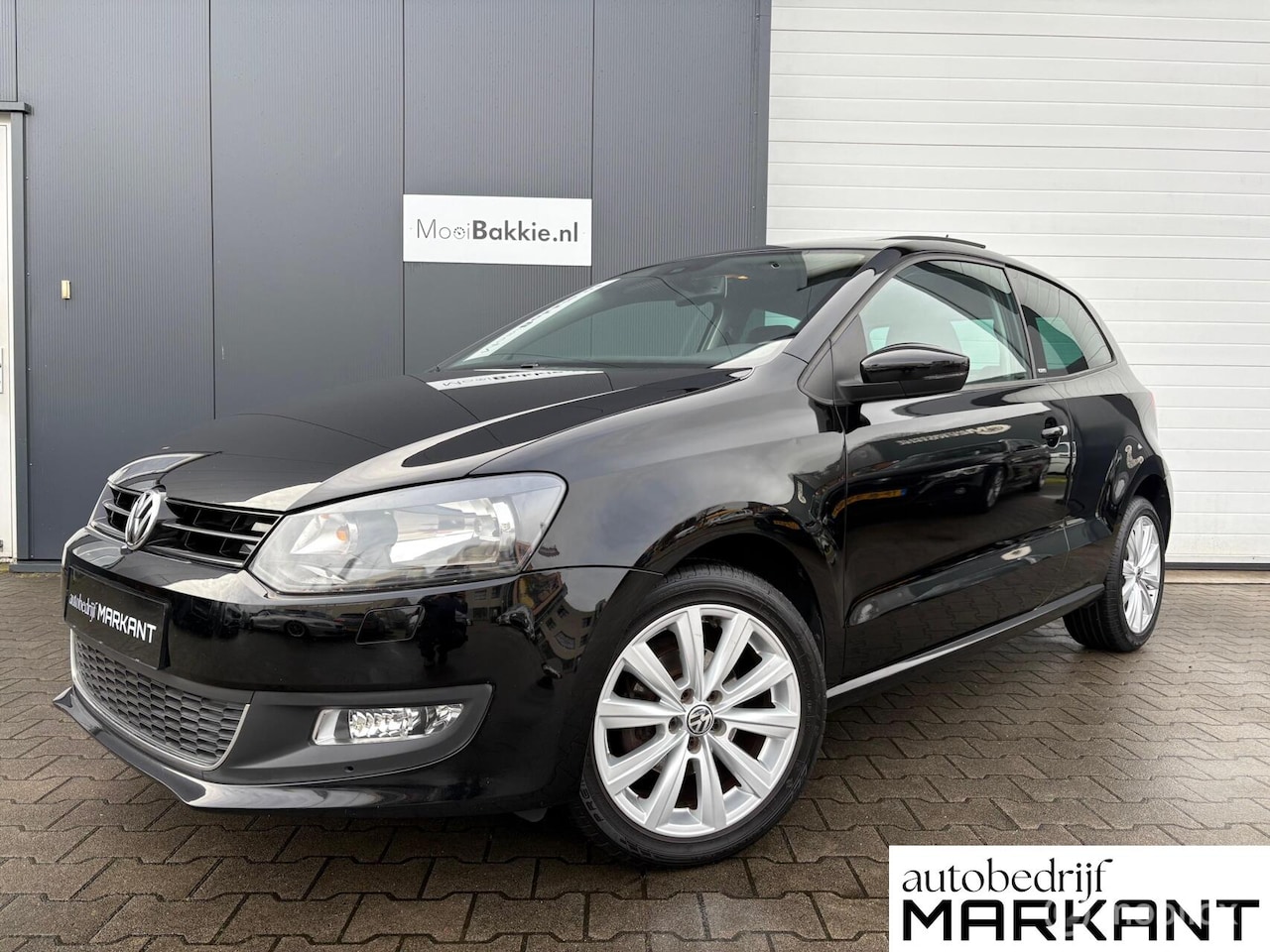 Volkswagen Polo - 1.2 3-Drs / Panoramadak / Airco / Velgen 16" - AutoWereld.nl