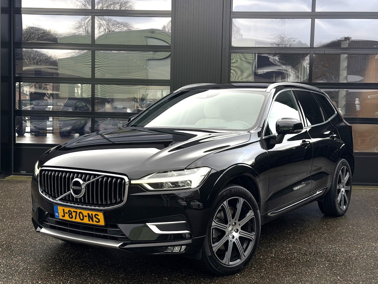 Volvo XC60 - 2.0 B5 Inscription 250PK Headup Diamond Orrefors - AutoWereld.nl