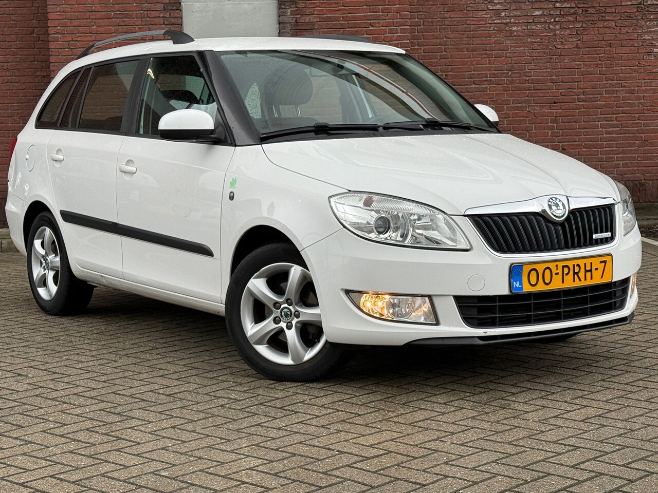 Skoda Fabia Combi - 1.2 TDI Greenline|AIRCO|CRUISE|NAVI|1EIG|DEALER-ONDERHOUDEN - AutoWereld.nl
