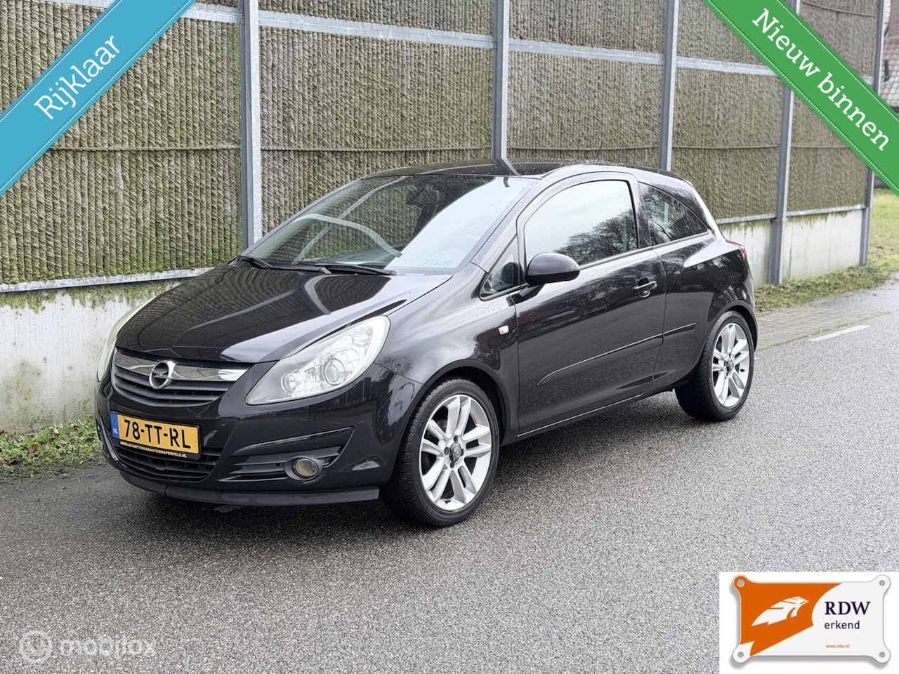Opel Corsa - 1.4-16V Sport NAP/AIRCO/LM VELGEN/RUIME APK - AutoWereld.nl