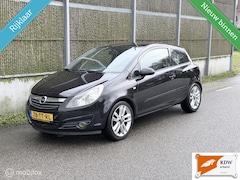 Opel Corsa - 1.4-16V Sport NAP/AIRCO/LM VELGEN/RUIME APK