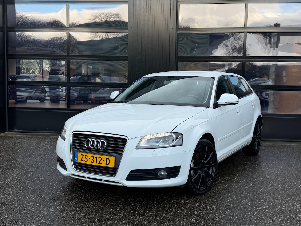 Audi A3 Sportback - 1.8 TFSI Attraction Edition Xenon Navi Stoelverw. Cruise - AutoWereld.nl