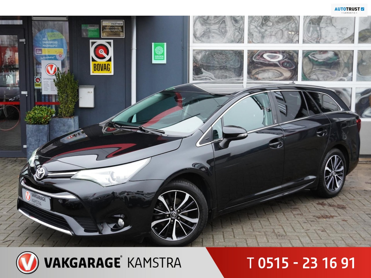 Toyota Avensis Touring Sports - 1.8 148PK Navi/Cam/Stoelverw. - AutoWereld.nl