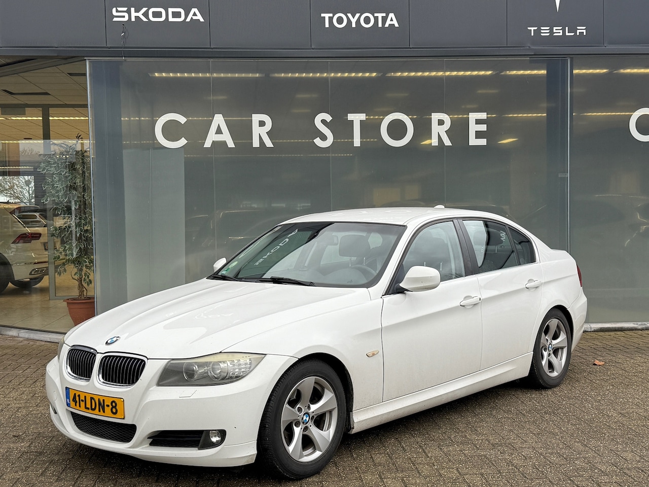 BMW 3-serie - 320d Efficient Dynamics Edition Business Line 320d Efficient Dynamics Edition Business Line - AutoWereld.nl