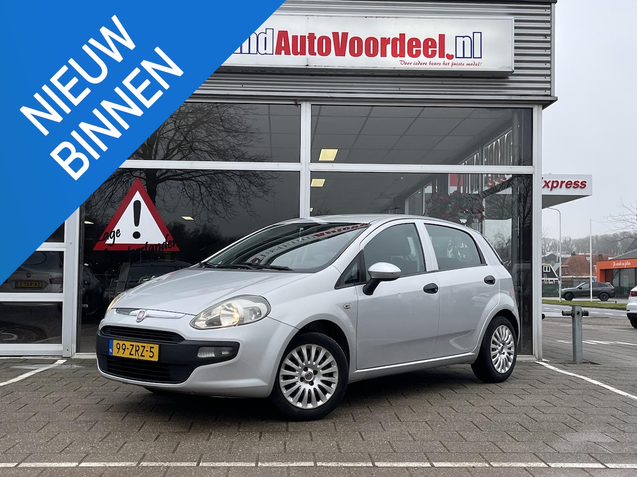 Fiat Punto Evo - 1.2 Active 1.2 Active - AutoWereld.nl