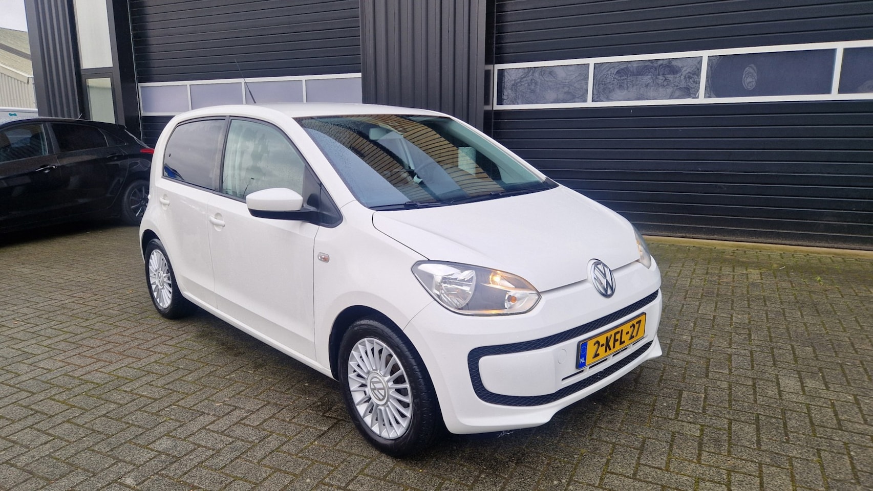 Volkswagen Up! - 1.0 move up! BlueMotion Navi/Airco - AutoWereld.nl