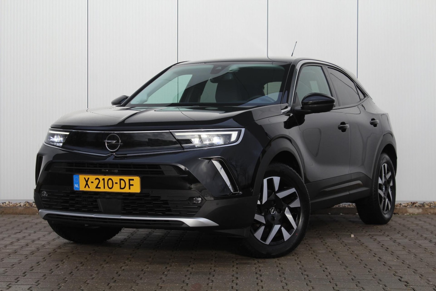 Opel Mokka - 1.2 Turbo Ultimate | 130PK | Stuur/Stoelverwarming | Camera | Apple Carplay | Clima / Crui - AutoWereld.nl