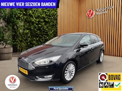 Ford Focus - 1.0 Titanium|101Pk|5Drs|Trekhaak|Boekjes|Nap