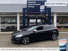 Volvo V40 - 1.5 T3 Polar+ Sport / Automaat / NL-Auto / Dealer-Onderhouden / Panodak / Harman-Kardon /