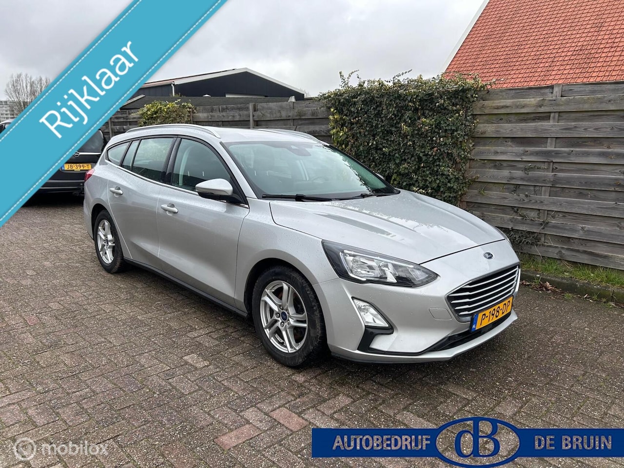 Ford Focus Wagon - 1.0 EcoBoost Hybrid Trend Edition Business 1.0 EcoBoost Hybrid Trend Edition Business - AutoWereld.nl