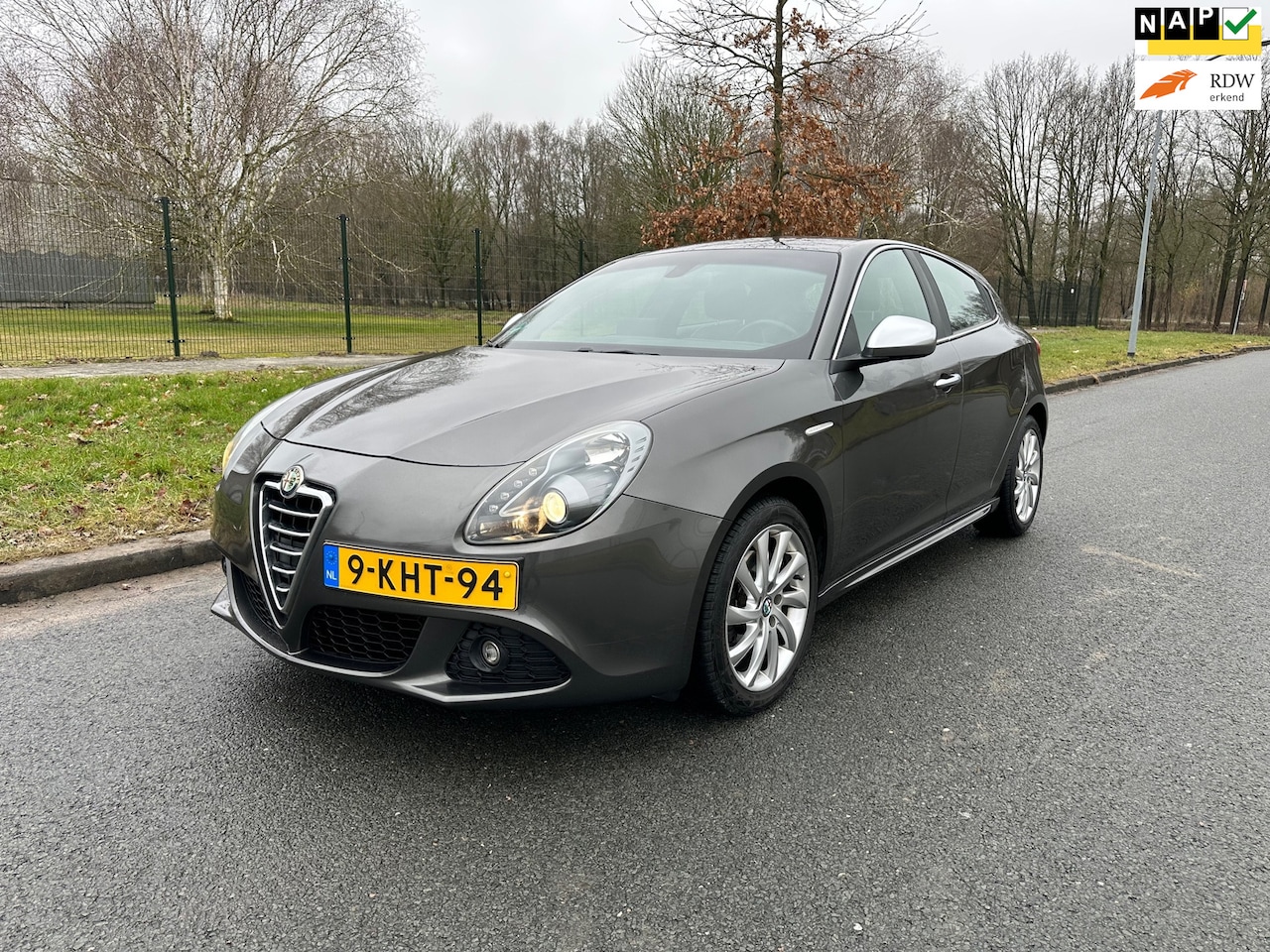 Alfa Romeo Giulietta - 1.4 T Business Executive prachtige auto - AutoWereld.nl