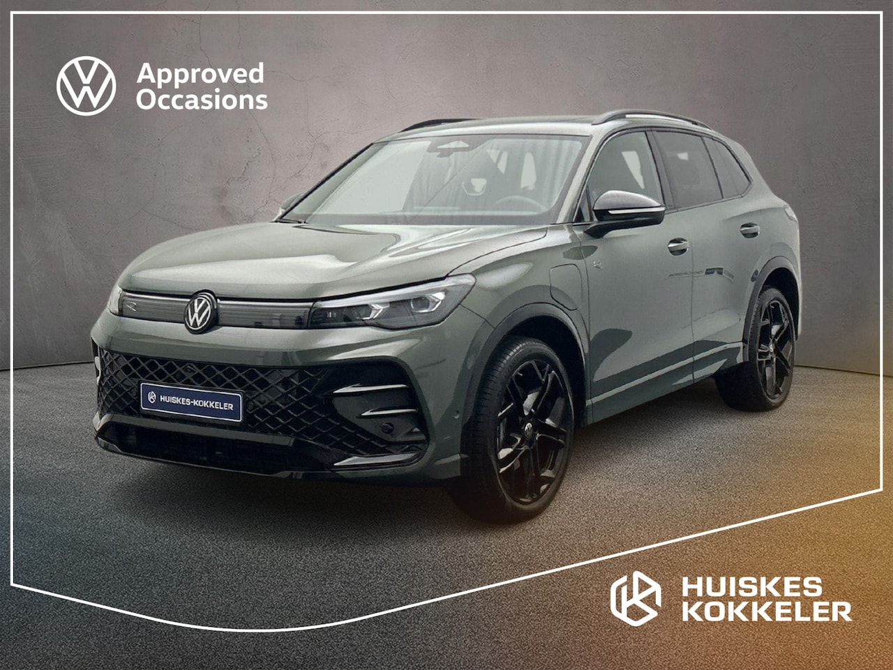 Volkswagen Tiguan - R-Line Edition 1.5 TSI eHybrid 272pk DSG Automaat Trekhaak, Black style, 360 camera, Adapt - AutoWereld.nl