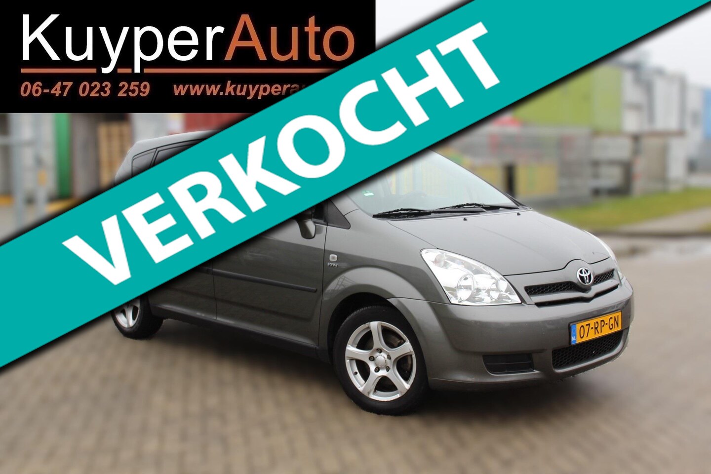 Toyota Corolla Verso - 1.6 VVT-i Terra trekhaak extra set winterbanden - AutoWereld.nl