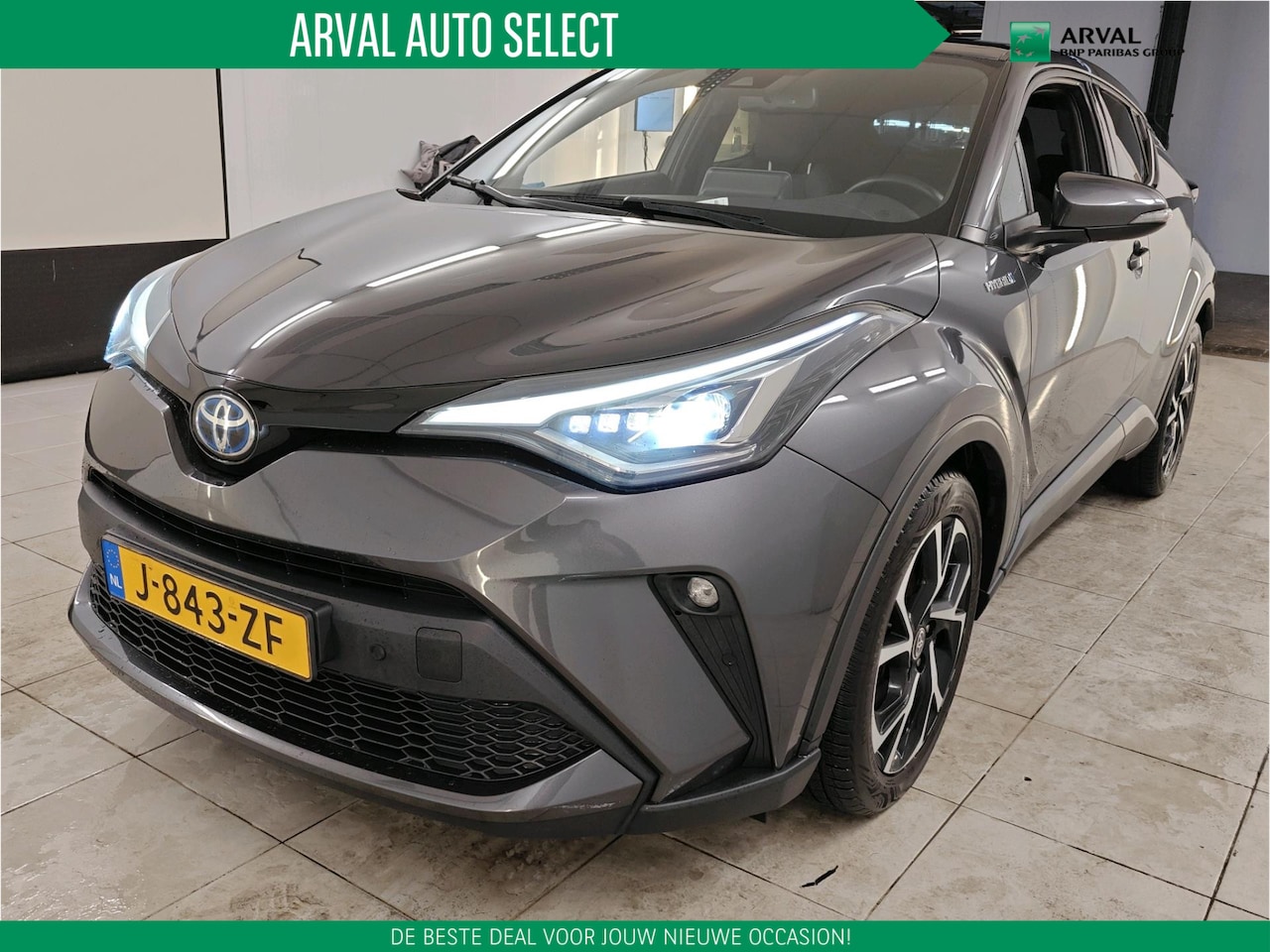 Toyota C-HR - 2.0 184pk Automaat Hybrid First Edition | CarPlay | ACC | Camera | PDC voor + achter | DAB - AutoWereld.nl