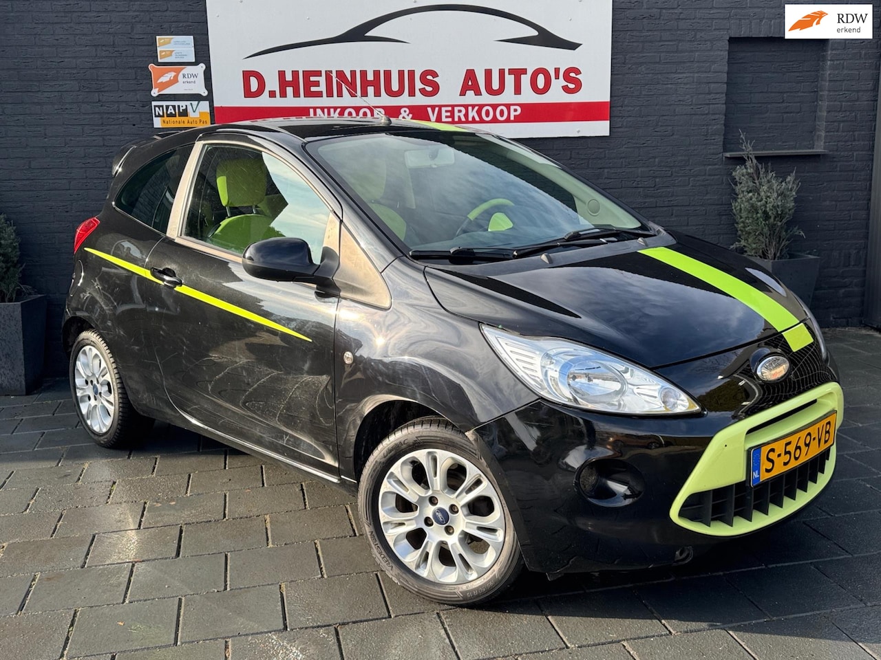 Ford Ka - 1.2 Titanium *APK NIEUW* - AutoWereld.nl