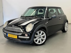 MINI Cooper - 1.6 / Airco / 17" LM / Meeneemprijs