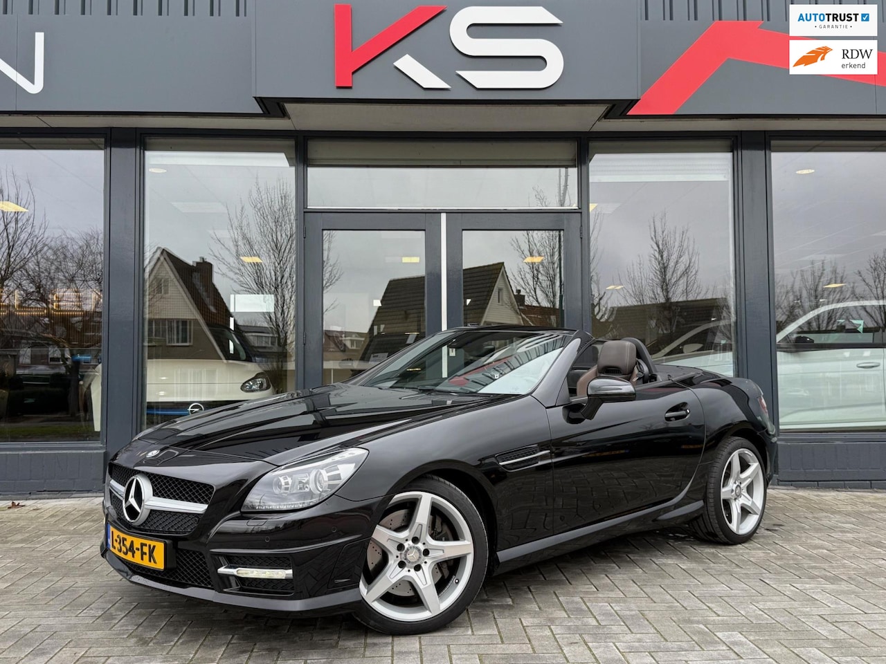 Mercedes-Benz SLK-klasse - 200 AMG Xenon Leder Navi Airscarf - AutoWereld.nl