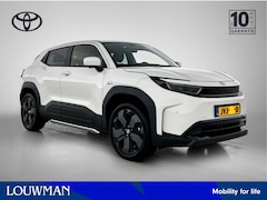 Toyota Urban Cruiser - Executive 61 kWh | Intro pack