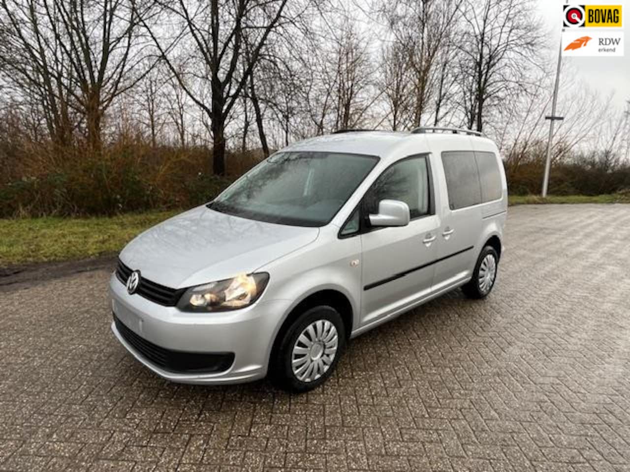 Volkswagen Caddy - 1.6 TDI*5-PERSOONS*NAVI*2xSCHUIFDEUR*VOL ONDERHOUDEN* - AutoWereld.nl