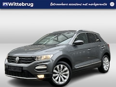 Volkswagen T-Roc - 1.5 TSI 150PK Sport / Panoramadak / Achteruitrijcamera / Elektrische Achterklep / Stoelver