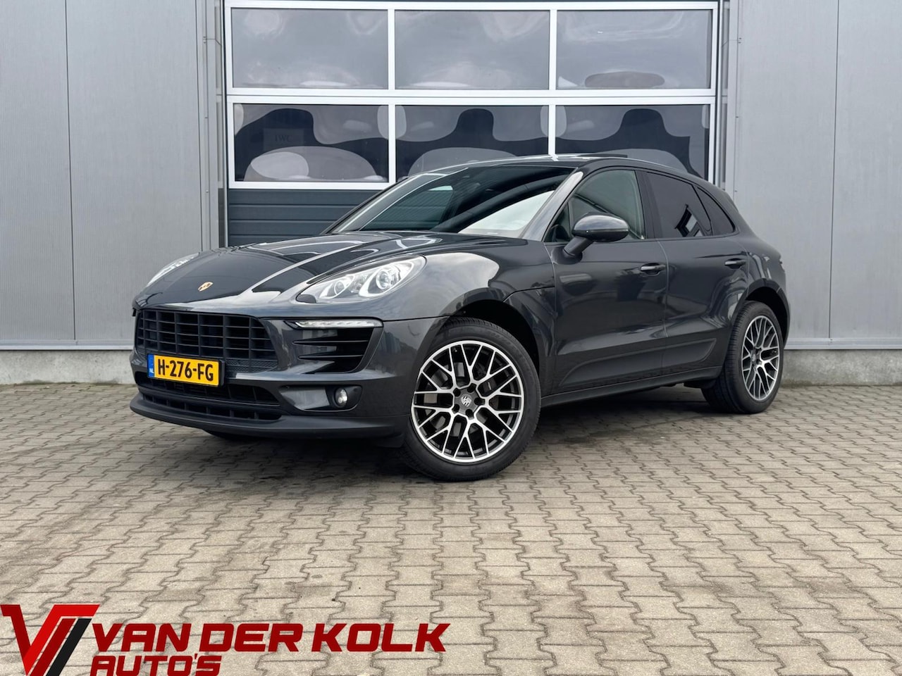 Porsche Macan - 2.0 automaat 252 PK | Panorama | Xenon | Camera | CarPlay | Cruise | Climate | Navigatie | - AutoWereld.nl