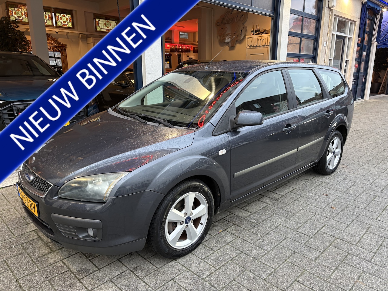 Ford Focus Wagon - 1.6-16V Futura NIEUWE APK 02-2027/CLIMATE/CRUISE - AutoWereld.nl