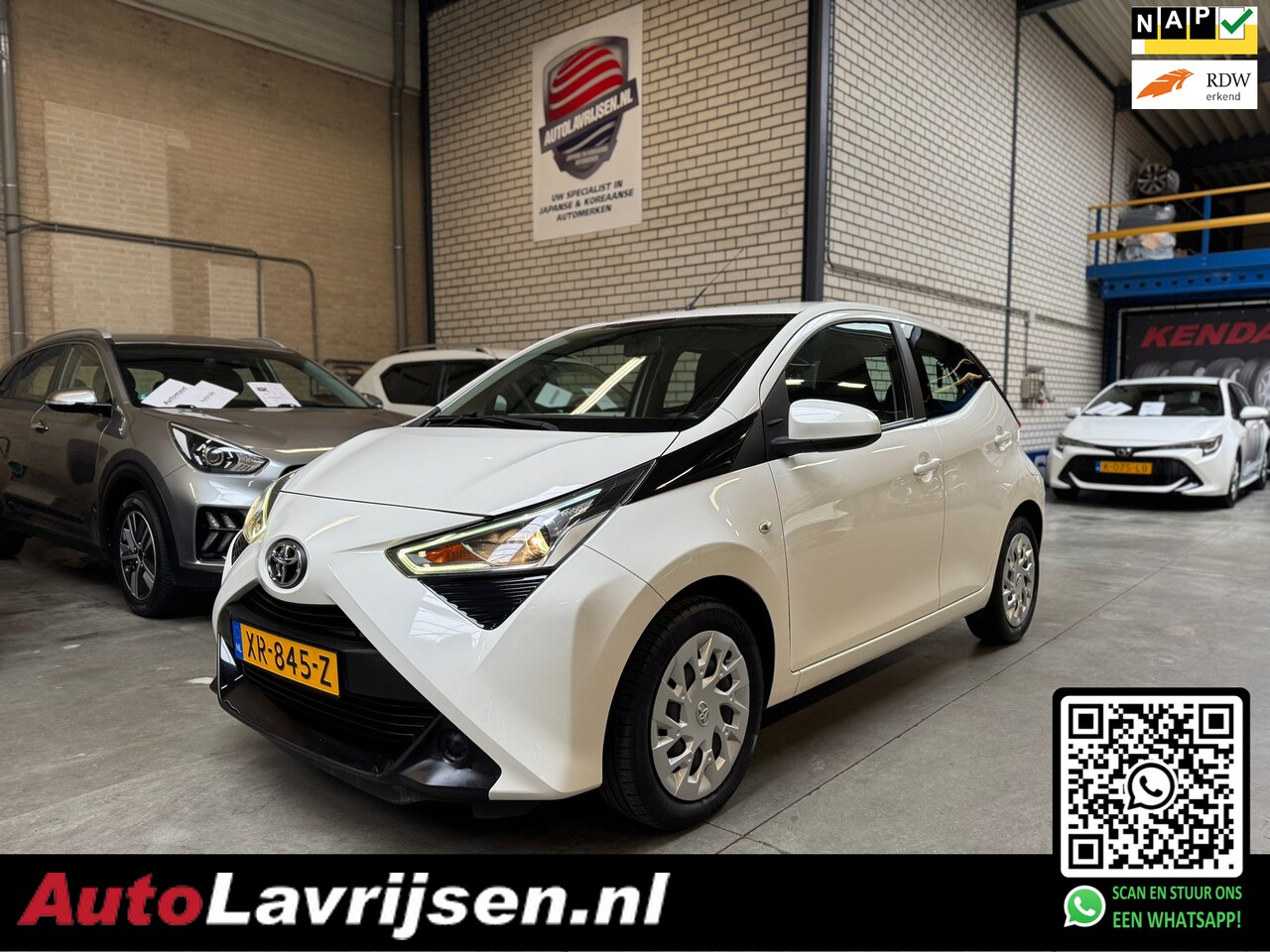 Toyota Aygo X - X-PLAY AUTOMAAT 1E EIGENAAR NL AUTO NAP APPLE/CARPLAY CAMERA LED BLUETOOTH AIRCO!! - AutoWereld.nl