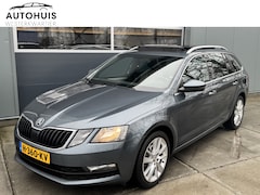 Skoda Octavia Combi - 1.5 TSI 150pk DSG Sport Business Panoramadak Stoelverwarming Voorruitverwarming navigatie