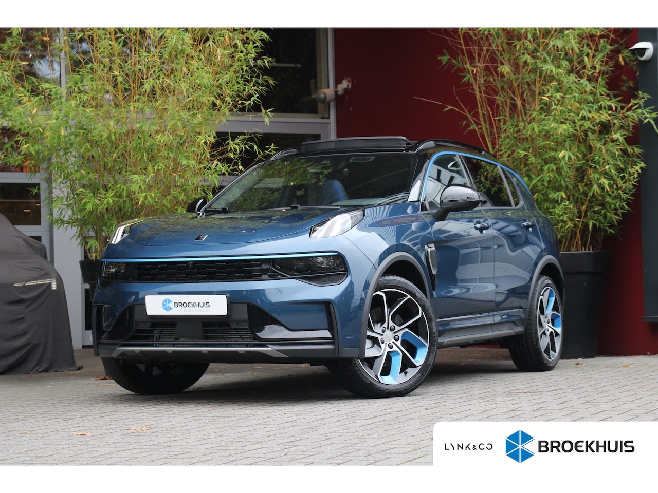 Lynk & Co 01 - 1.5 | 360 Camera | Sfeerverlichting | Adaptive Cruise | Panoramadak - AutoWereld.nl