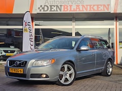 Volvo V70 - 2.0T R-Edition 203pk BJ.2011 Automaat / Navi / Leder / Xenon / Camera / Trekhaak / 18"Lmv