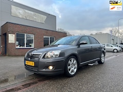 Toyota Avensis - 2.0 VVTi Executive LEER, CLIMA/ LUXE