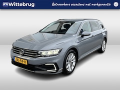 Volkswagen Passat Variant - 1.4 TSI PHEV GTE Business / AUTOMAAT/ PARK. SENSOREN/ CAMERA/ APP-CONNECT/ STOEL VERWARMIN