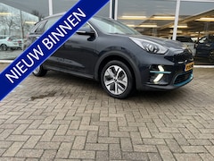 Kia e-Niro - DynamicLine 64 kWh Carplay / Half leer / Led / Lmv