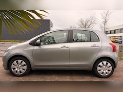 Toyota Yaris - 1.3 VVTi Sol Airco