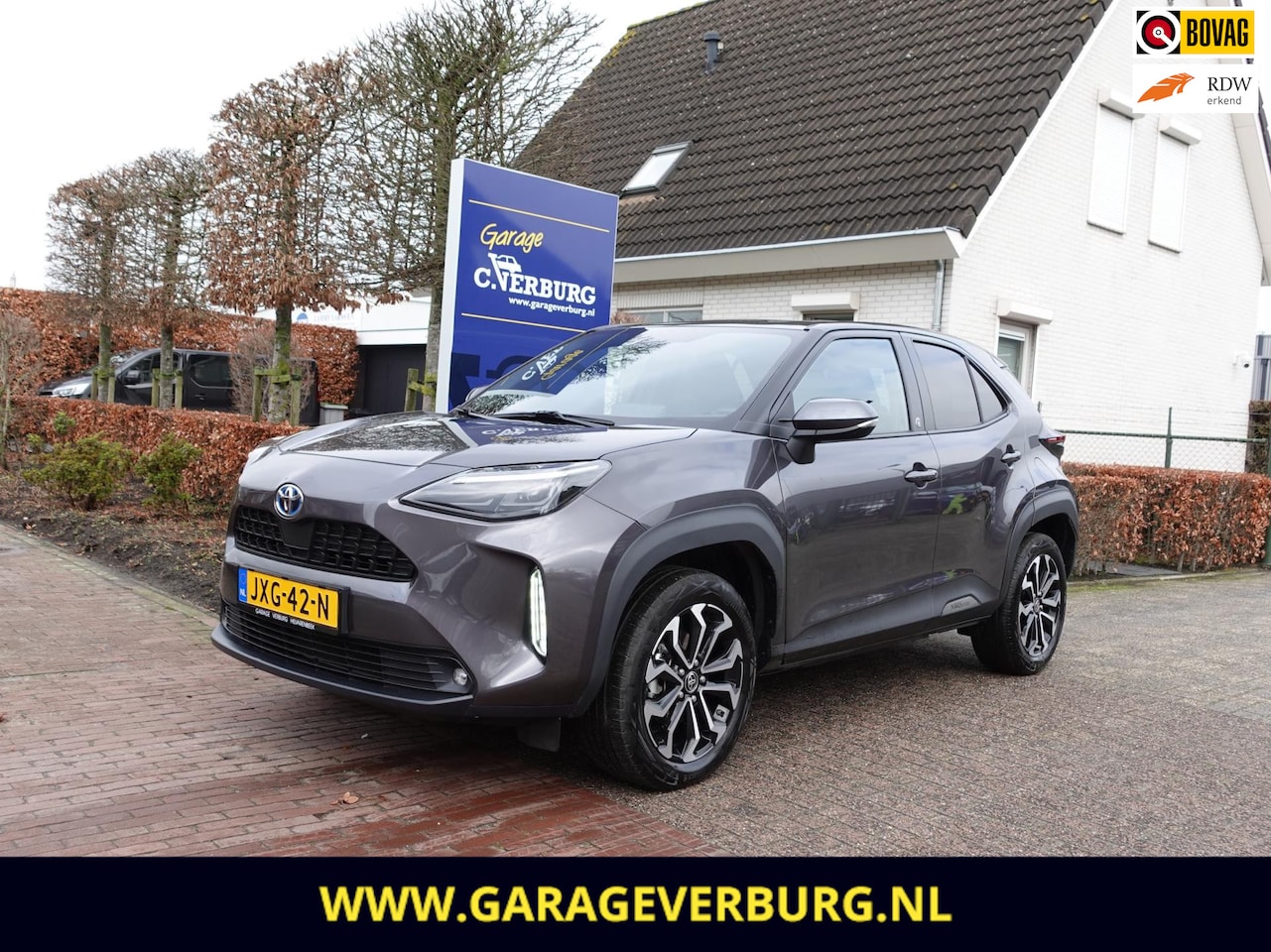 Toyota Yaris Cross - 1.5 Hybrid Dynamic (Navi/Carplay,Camera,AdaptiveCruise,Trekhaak,Keyless entry) - AutoWereld.nl