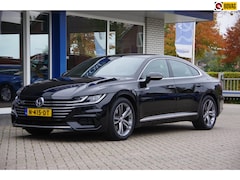 Volkswagen Arteon - 2.0 TSI 190PK AUTOMAAT R-Line Carplay Trekhaak Stoelverwarming