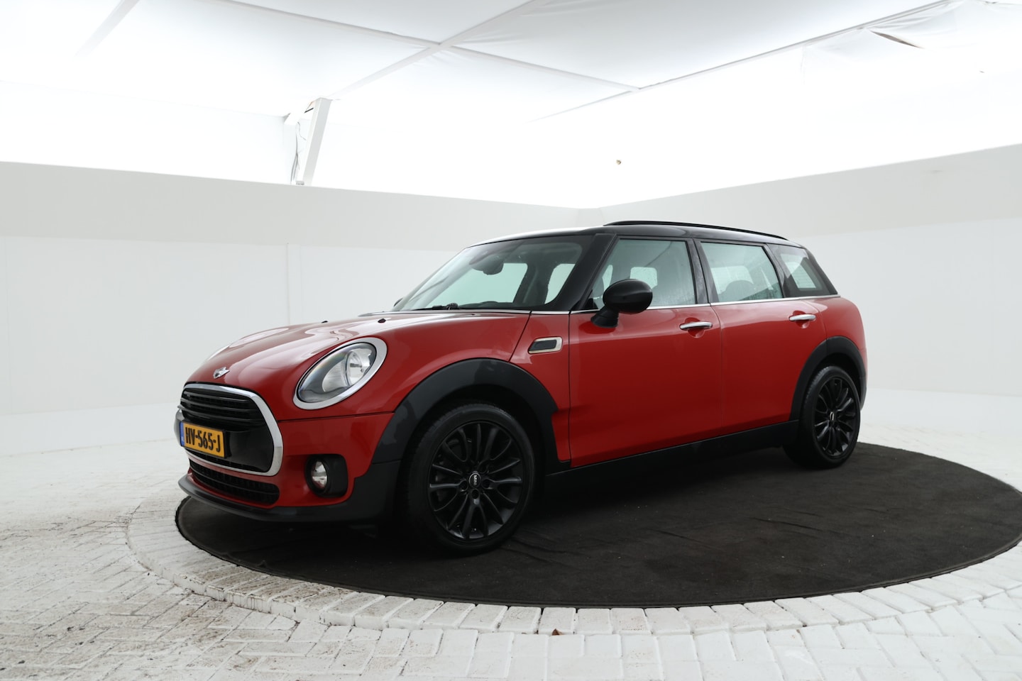 MINI Clubman - 1.5 Cooper Mini 1.5 Cooper 136PK, Navigatie, Lmv, Airco - AutoWereld.nl