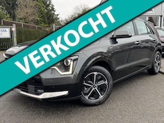 Kia Niro - 1.6 GDi Hybrid DynamicLine | All Seasons | Adaptive Cruise | Apple Carplay / Android Auto
