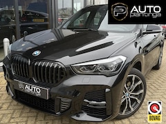 BMW X1 - xDrive25e | PANO | 19" | HUD | H&K | 1ste Eigenaar | LED | FULL OPTION | Dealer Onderhoude