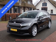 Skoda Enyaq iV - 60 First Edition 92%SOH/ STOEL + STUUR VERWARMING / TREKHAAK / ACC