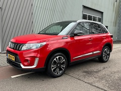 Suzuki Vitara - 1.4 Boosterjet Stijl | Two-tone | Navigatie | 140PK |