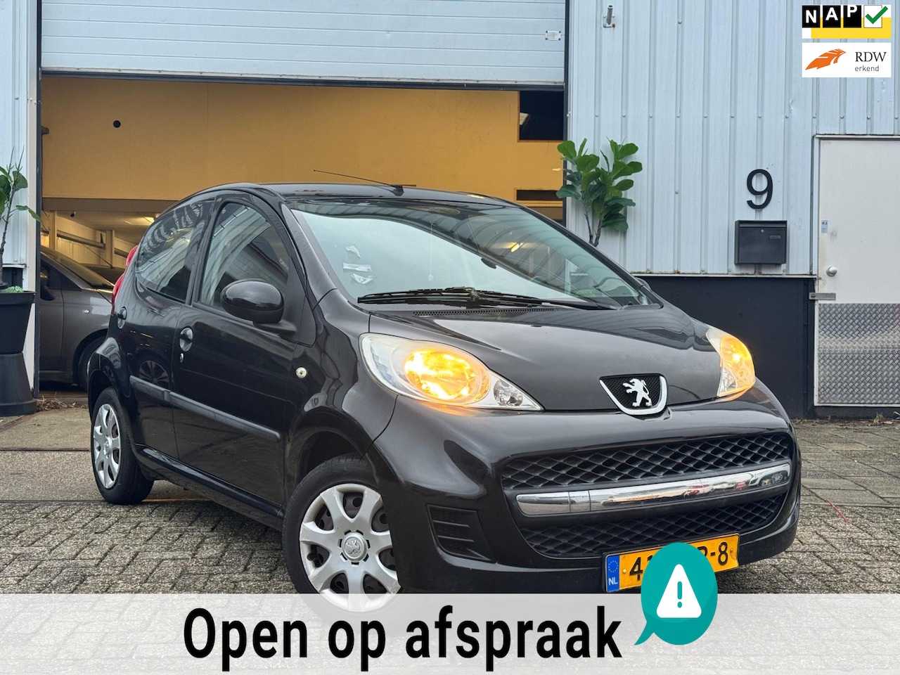 Peugeot 107 - | 1.0 | 5 DRS | Airco | Elek.Ramen | CarPlay | APK | - AutoWereld.nl