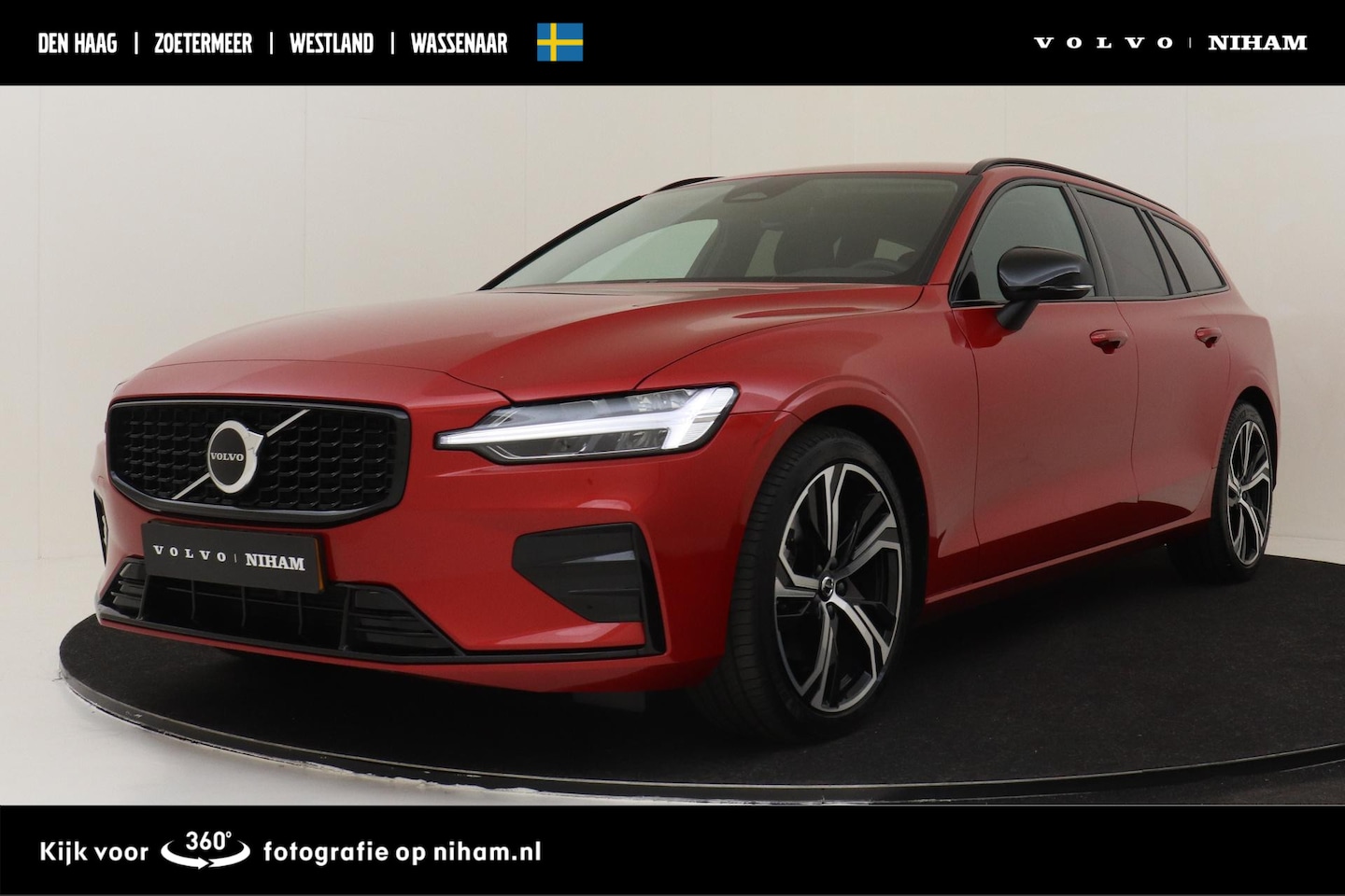 Volvo V60 - B4 (M-HYBRID) PLUS DARK -GEVENT.LEDER|CAMERA|TREKHAAK|ADAP.CRUISE|POWER-SEATS|19" - AutoWereld.nl