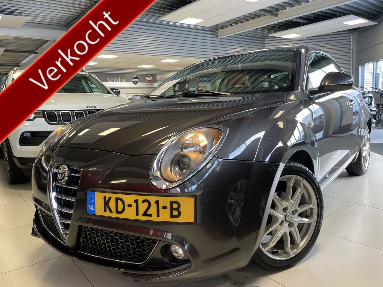 Alfa Romeo MiTo - TwinAir Exclusive | Leren bekleding | Navigatie Meer foto's volgen! - AutoWereld.nl